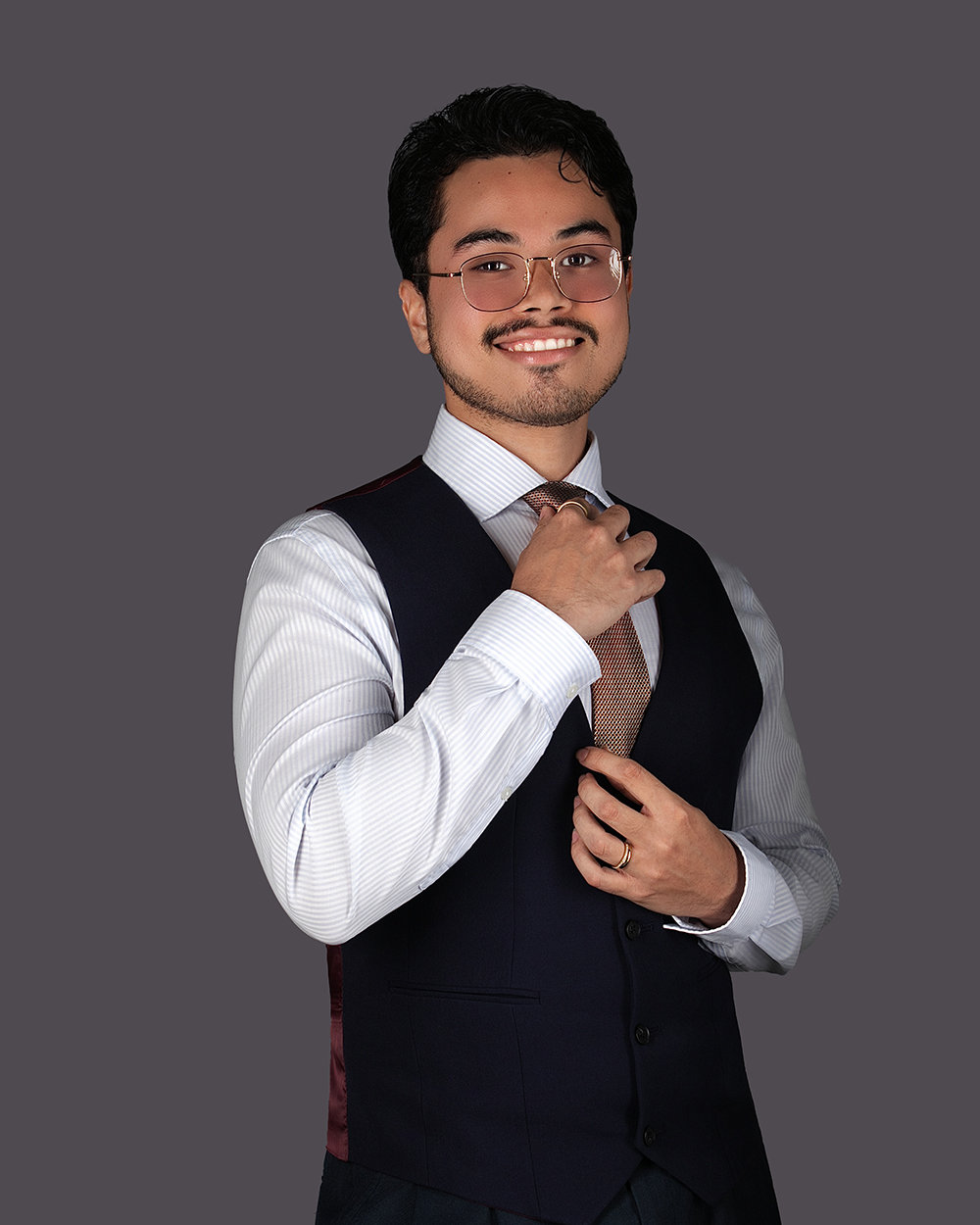 Onasis-Vergara-Pasante-Legal-assistant-prime-solutions-abogados-migracion-firma-panama